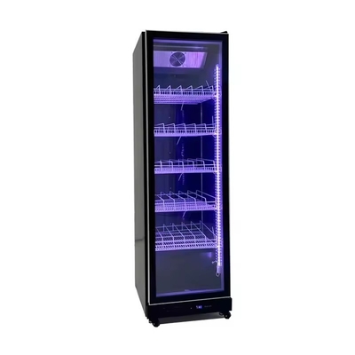 Refrigerador de tres puertas de lujo de vidrio para bar 0-8°C